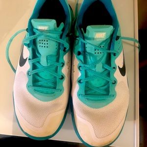 Women’s Nike metcon